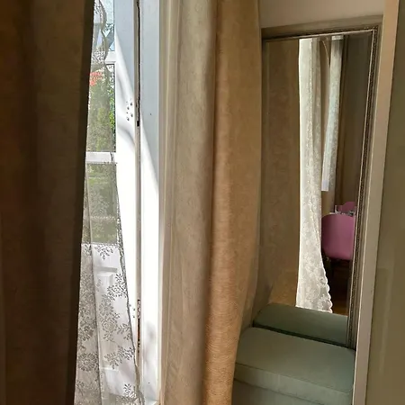 Mit Gartenblick Und Terrasse Apartman