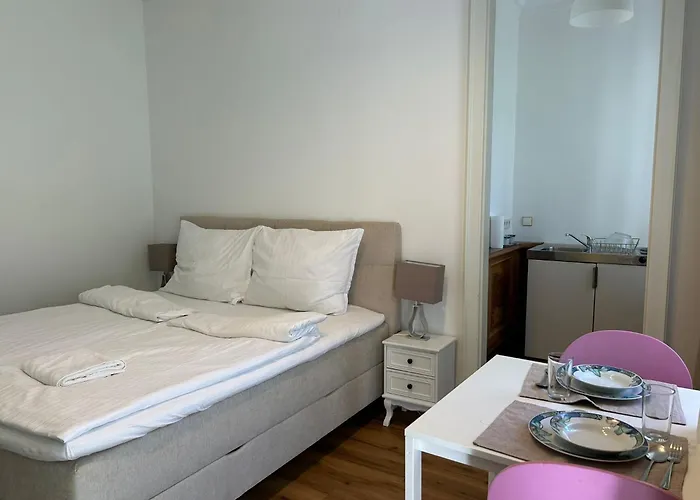 Mit Gartenblick Und Terrasse * Baden