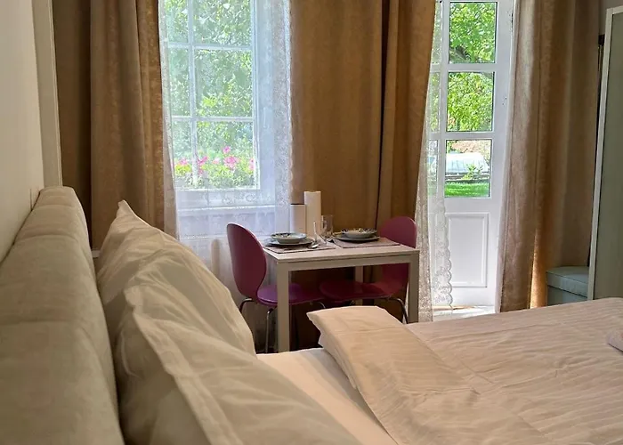 Mit Gartenblick Und Terrasse Apartamento